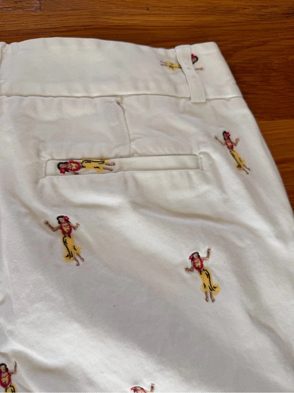 Vintage J.Crew Hawaiian Hula Dancer Embroidered Crop Pants White Cotton Size 6